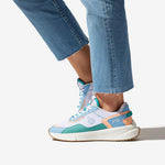 Sneakers vegan mixtes corail et bleu pastel