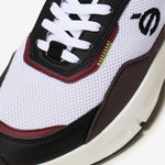 Baskets vegan unisexes bordeaux et noir de la marque iné, disponibles du 36 au 46